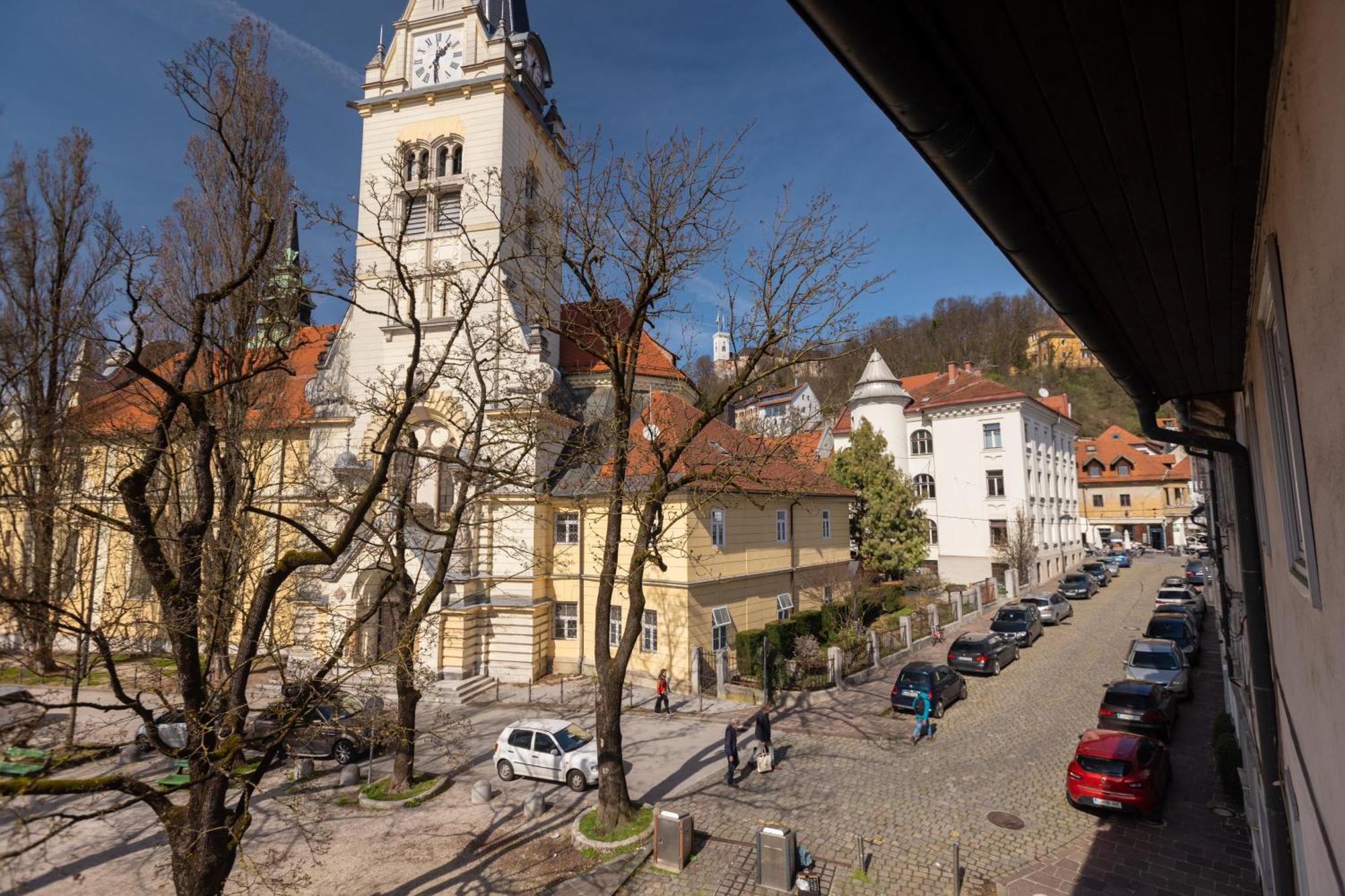 Bridge Apartments Ljubljana Exterior photo